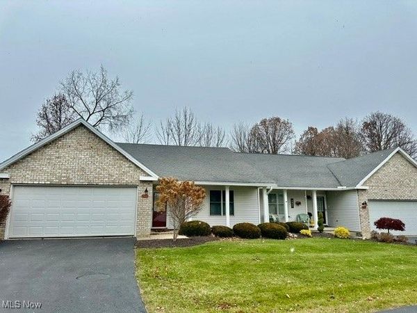 828 Woodfield Court, Unit A, Boardman, OH 44512