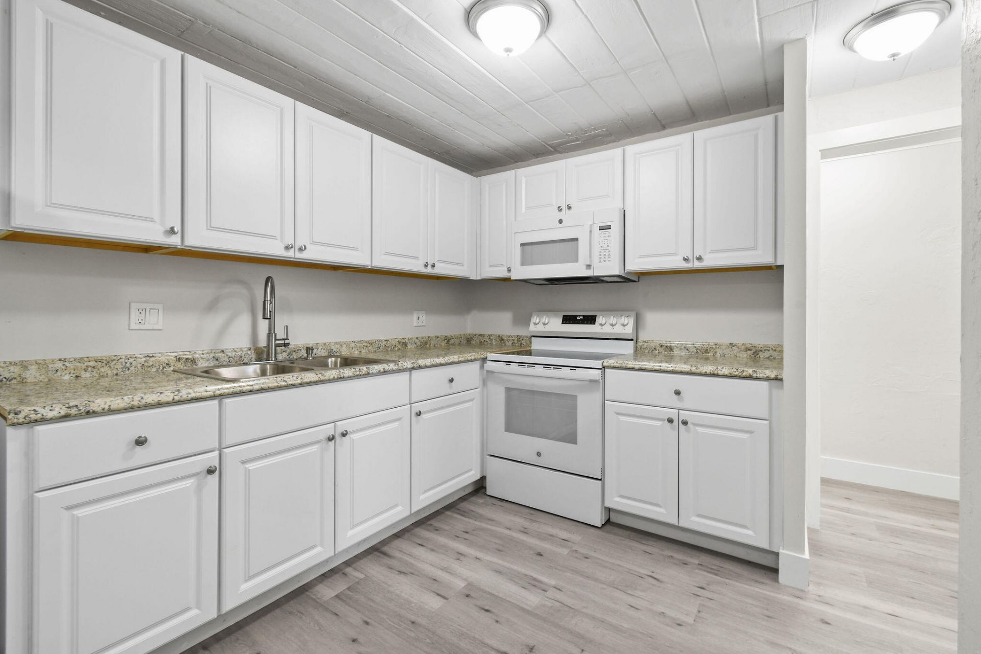 1301 W 25th Street, Riviera Beach, FL 33404 Photo