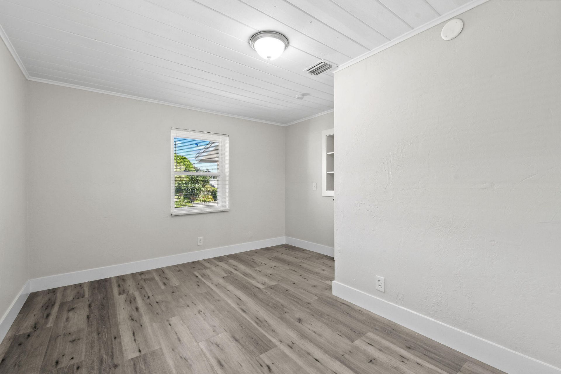 1301 W 25th Street, Riviera Beach, FL 33404 Photo