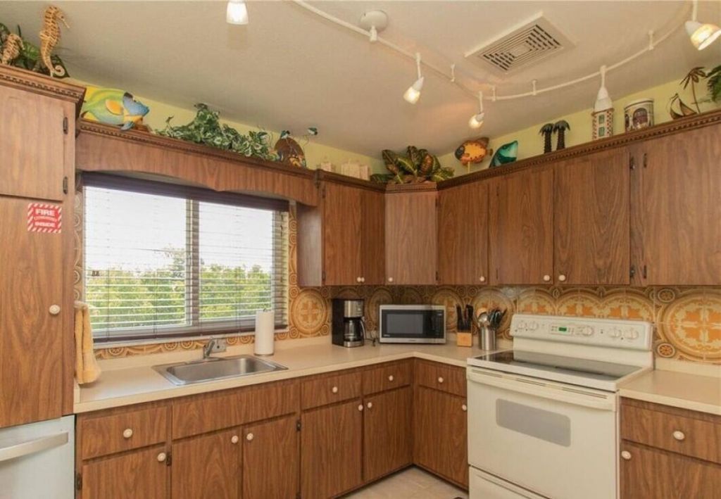 945 98th Street, Marathon, FL 33050 Photo