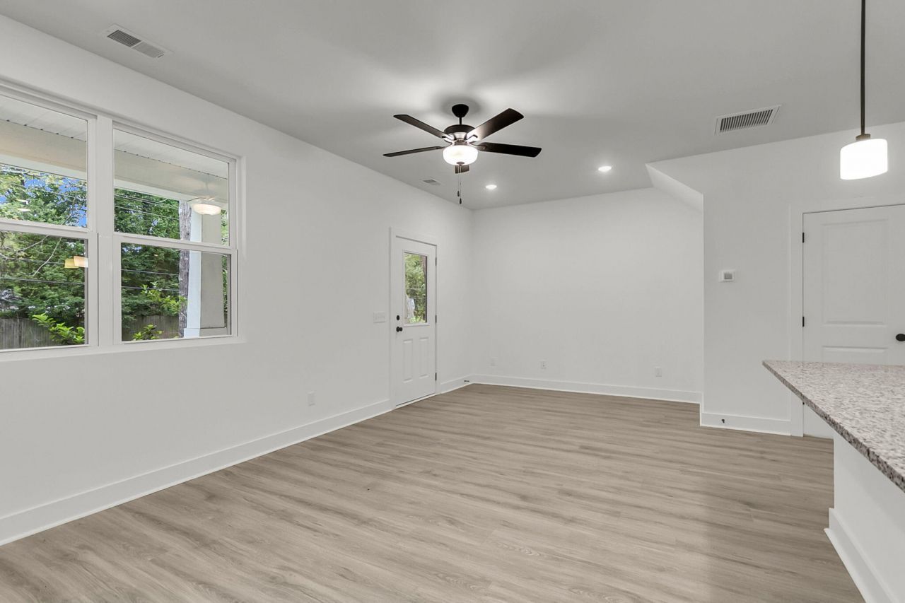 545 Gahagan Road Photo 12