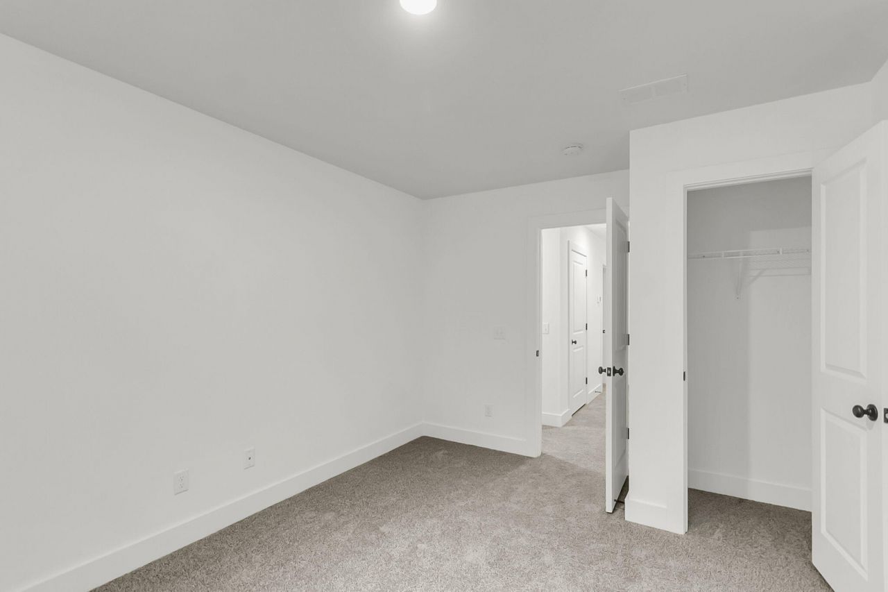 545 Gahagan Road Photo 33