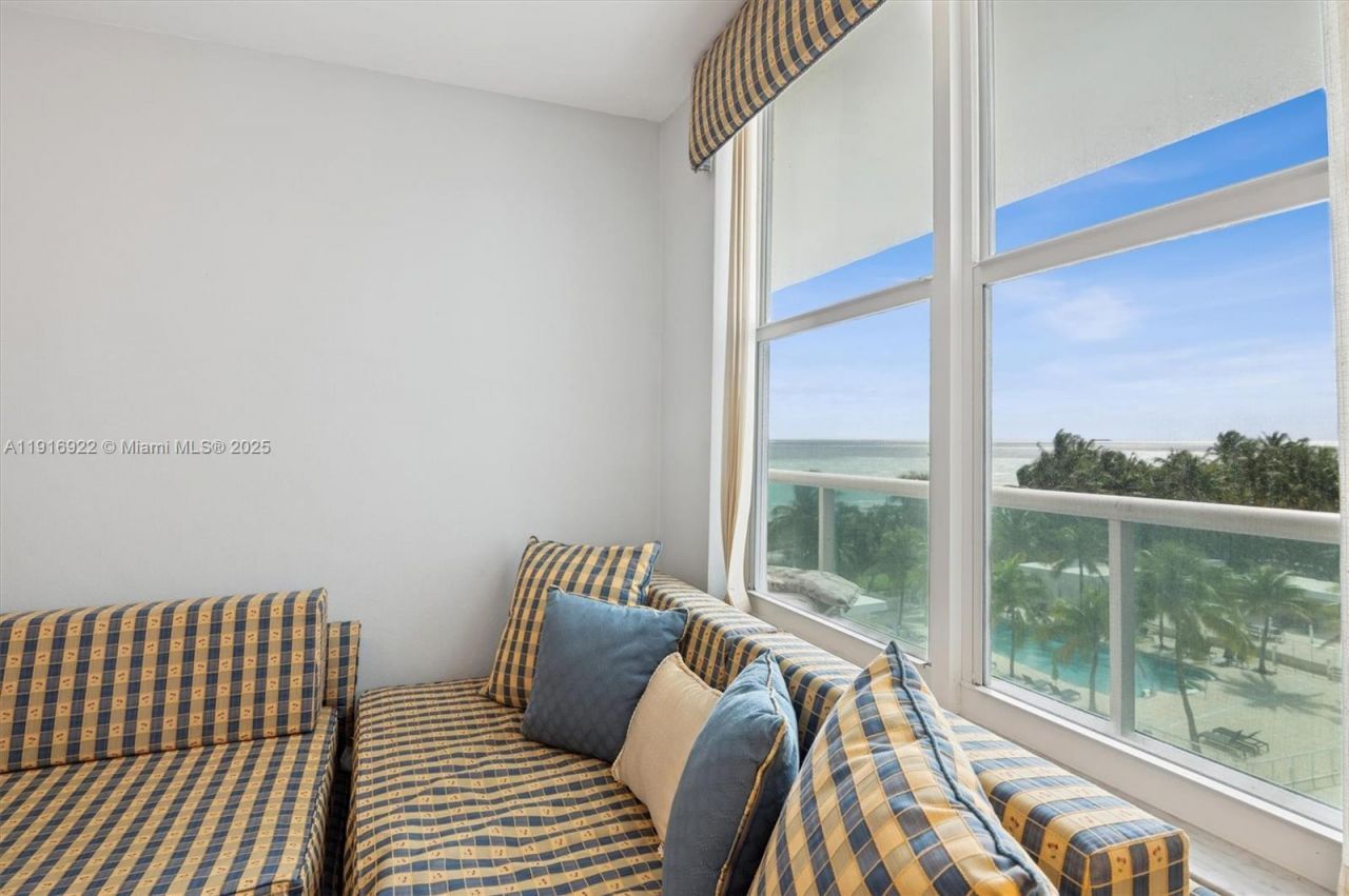 5001 Collins Ave, Unit 5G, Miami Beach, FL 33140 Photo