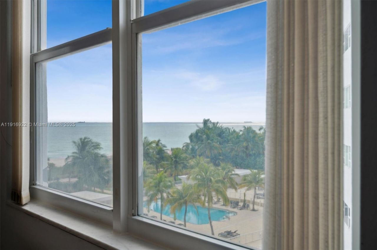 5001 Collins Ave, Unit 5G, Miami Beach, FL 33140 Photo