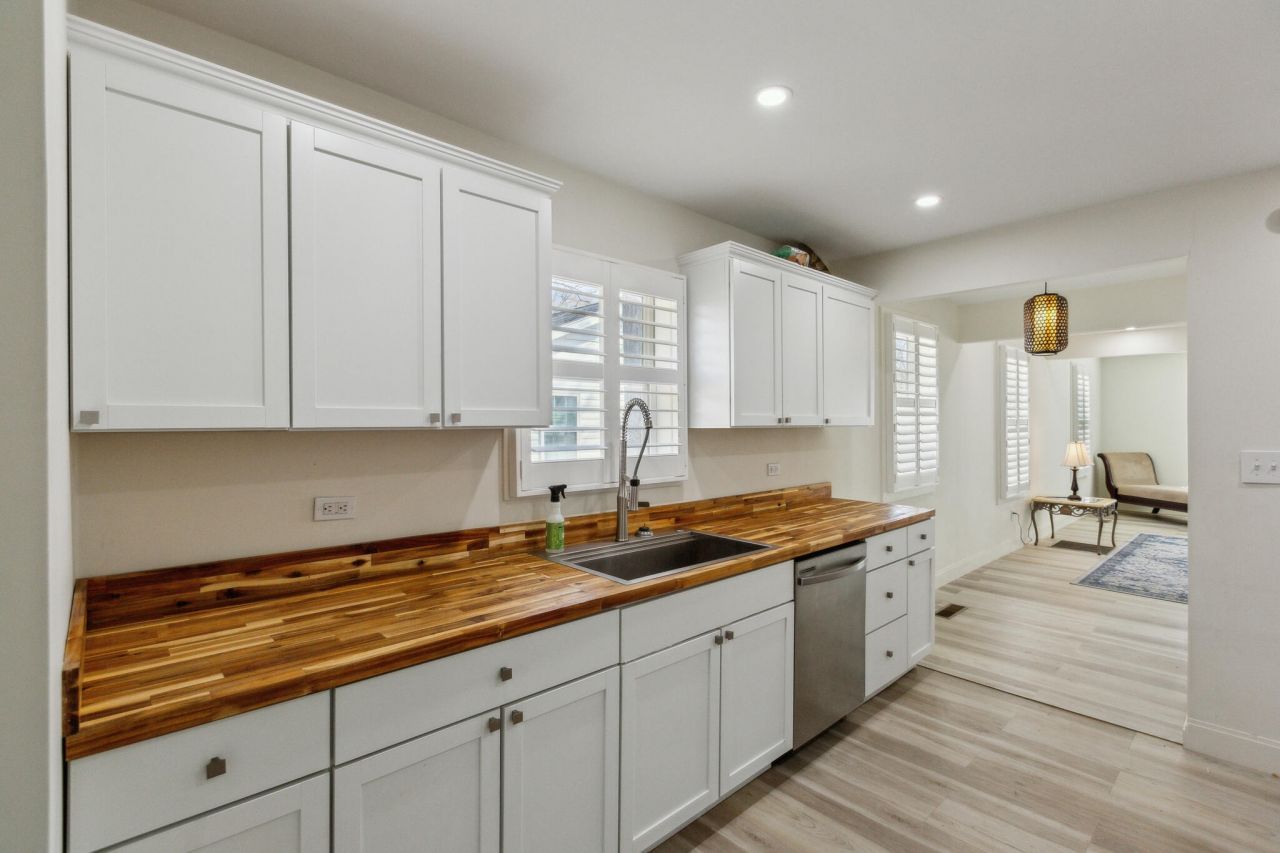 2925 Alabama Drive Photo 10