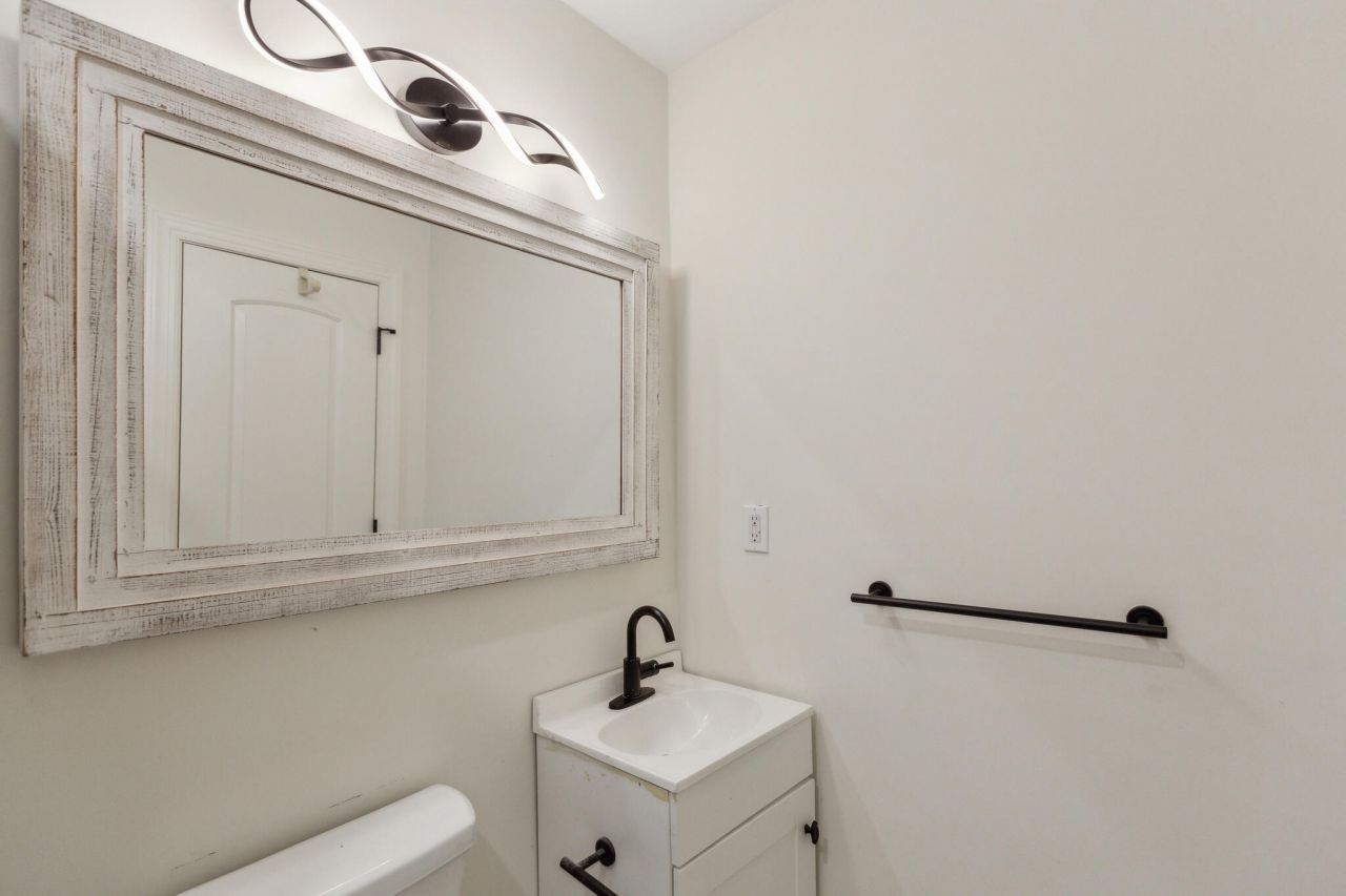 2925 Alabama Drive Photo 22