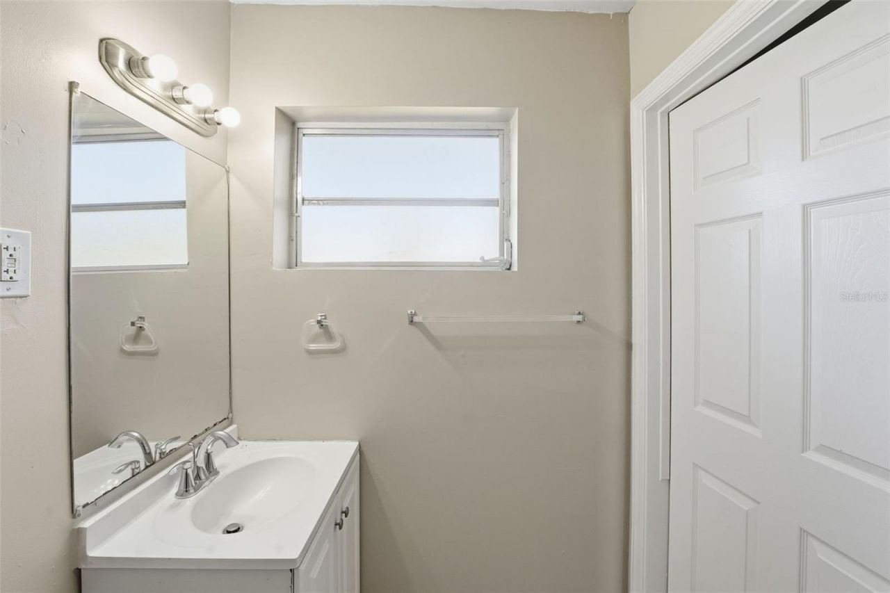 1331 NW 176th Terrace, Miami, FL 33169 Photo