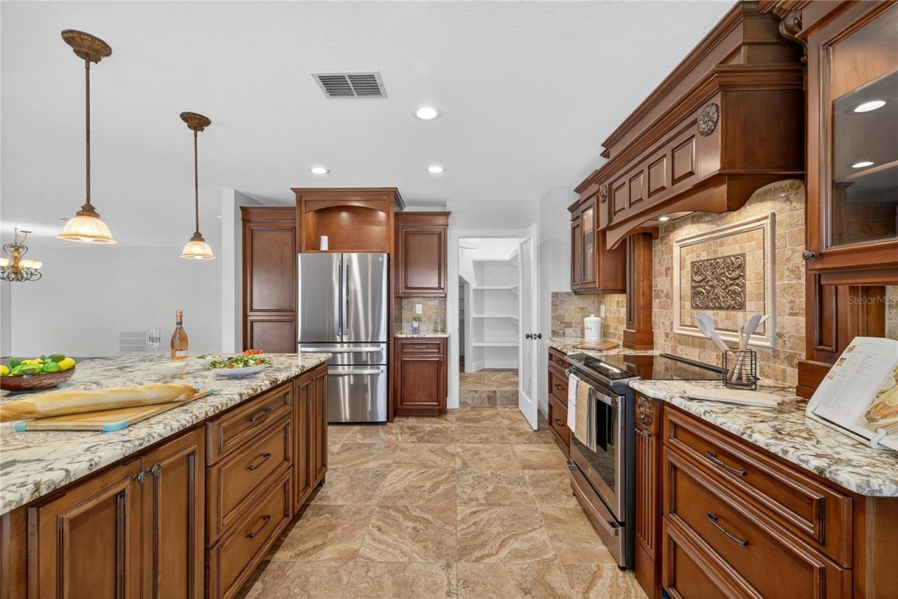 5124 South Shore Drive, New Port Richey, FL 34652 Photo