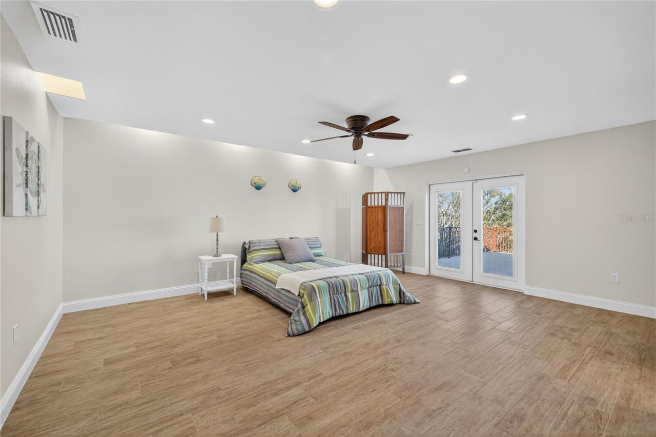 5124 South Shore Drive, New Port Richey, FL 34652 Photo