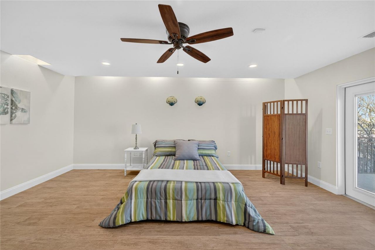 5124 South Shore Drive, New Port Richey, FL 34652 Photo