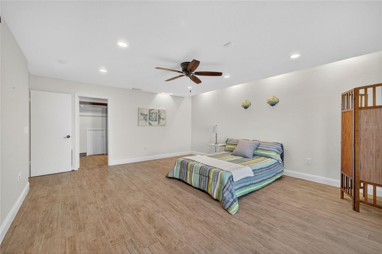 5124 South Shore Drive, New Port Richey, FL 34652 Photo