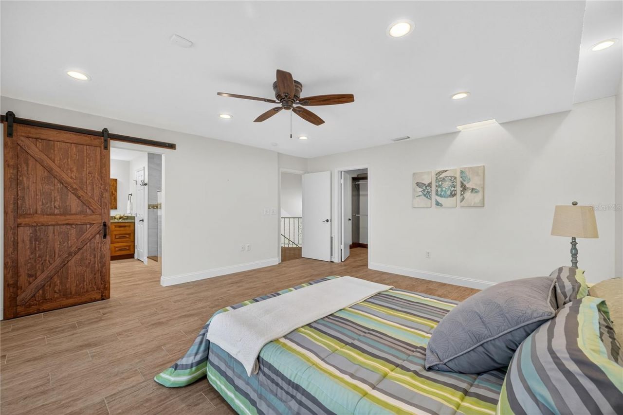 5124 South Shore Drive, New Port Richey, FL 34652 Photo