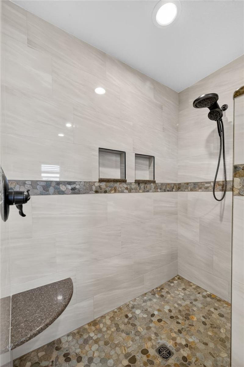 5124 South Shore Drive, New Port Richey, FL 34652 Photo