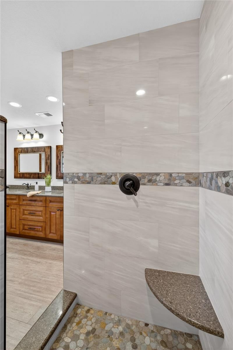 5124 South Shore Drive, New Port Richey, FL 34652 Photo