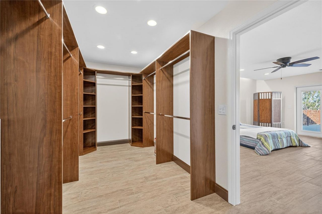 5124 South Shore Drive, New Port Richey, FL 34652 Photo