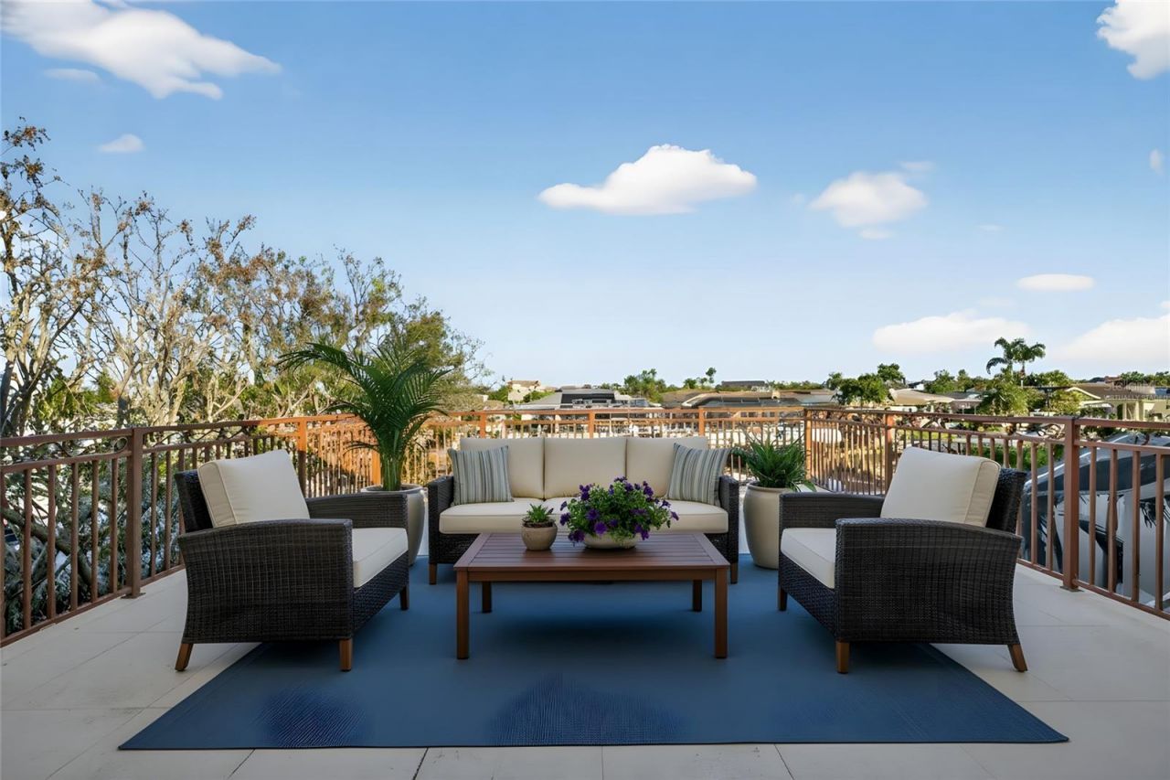 5124 South Shore Drive, New Port Richey, FL 34652 Photo