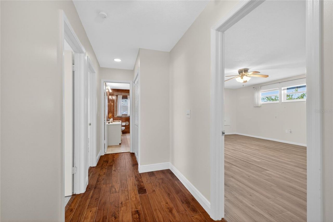 5124 South Shore Drive, New Port Richey, FL 34652 Photo