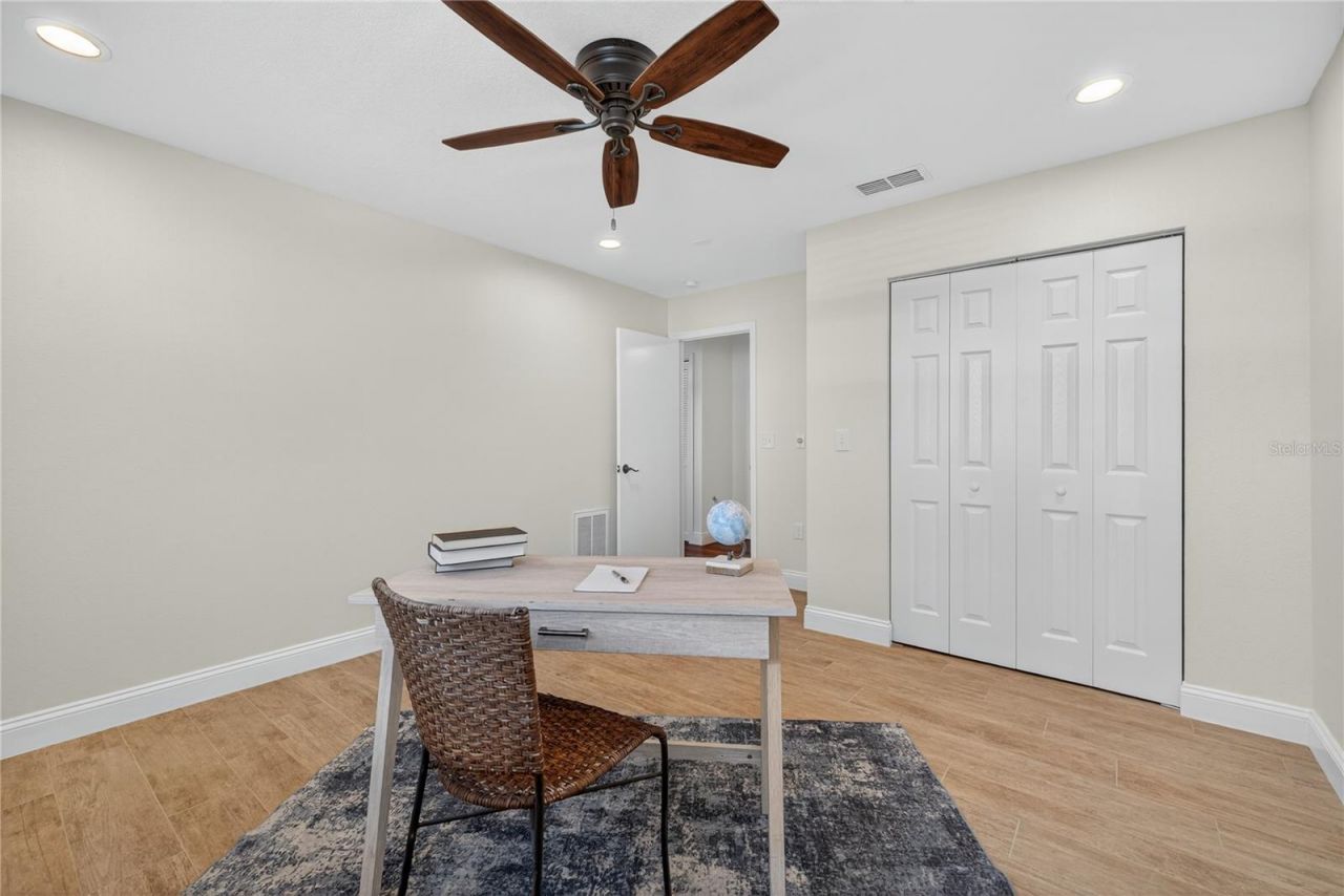 5124 South Shore Drive, New Port Richey, FL 34652 Photo