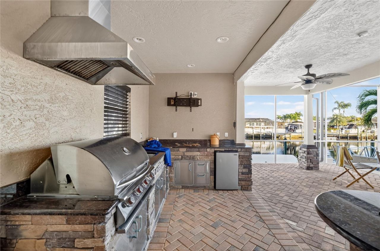 5124 South Shore Drive, New Port Richey, FL 34652 Photo