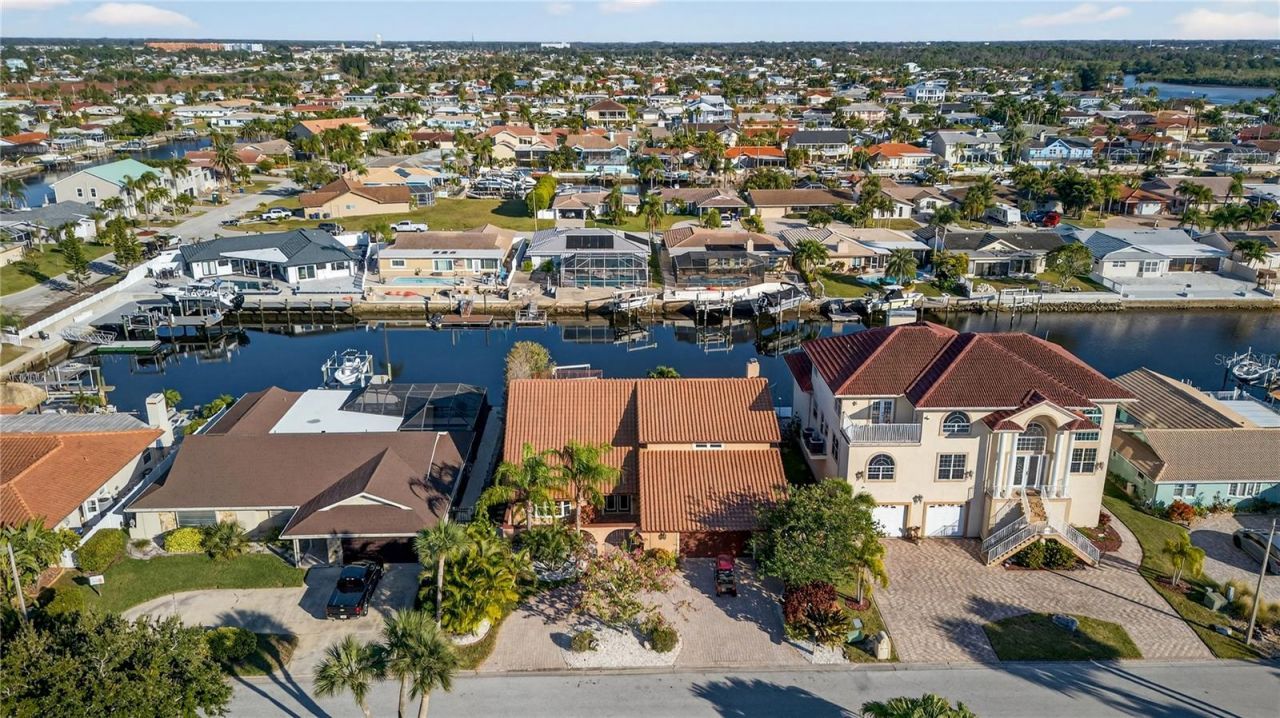 5124 South Shore Drive, New Port Richey, FL 34652 Photo