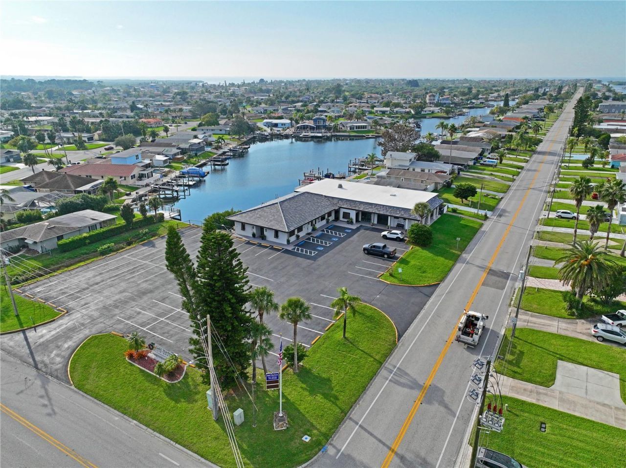 5124 South Shore Drive, New Port Richey, FL 34652 Photo