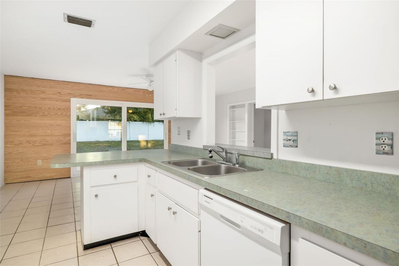 2208 34th Street W, Bradenton, FL 34205 Photo