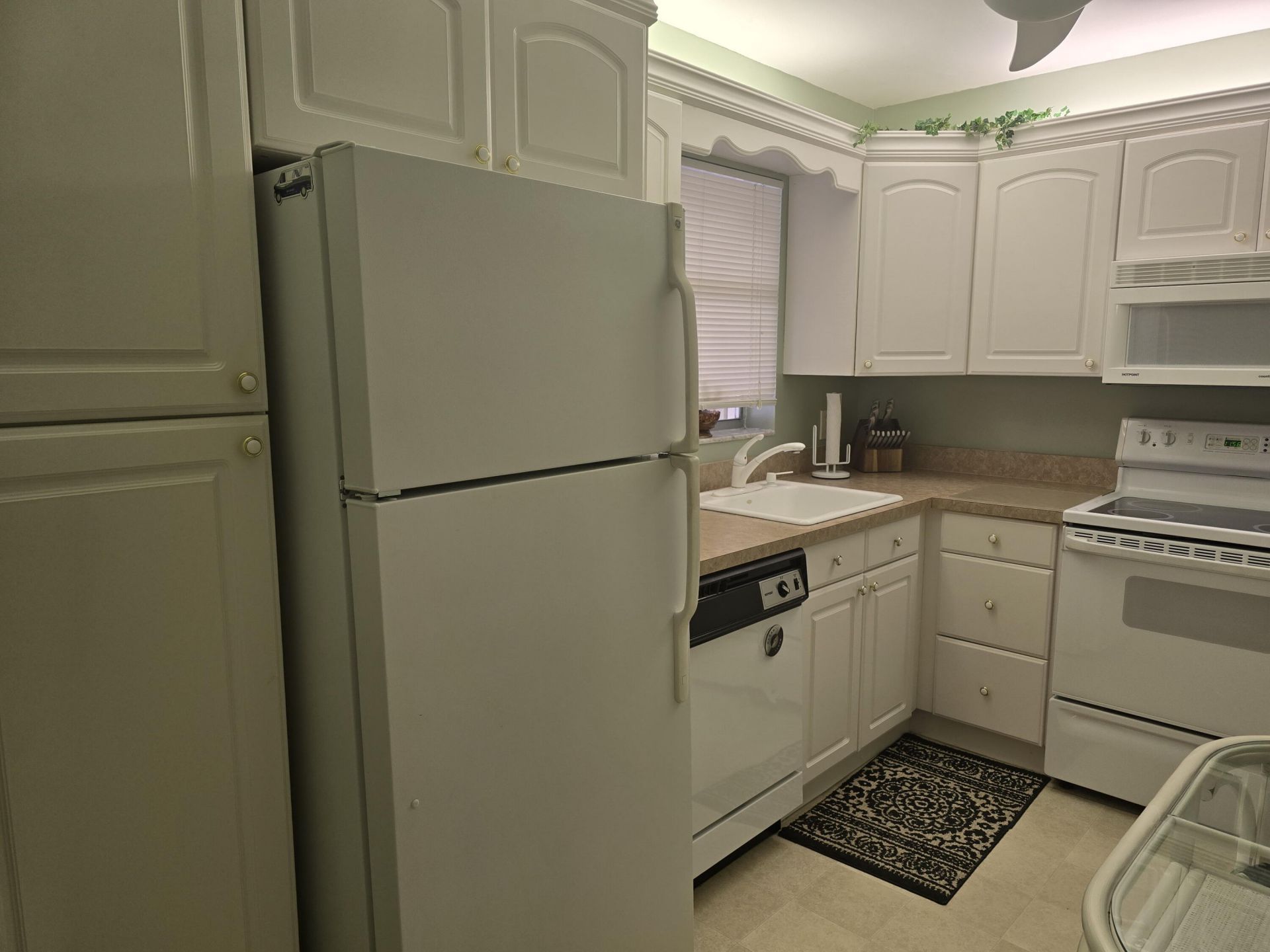 112 Lake Dora Drive, West Palm Beach, FL 33411 Photo