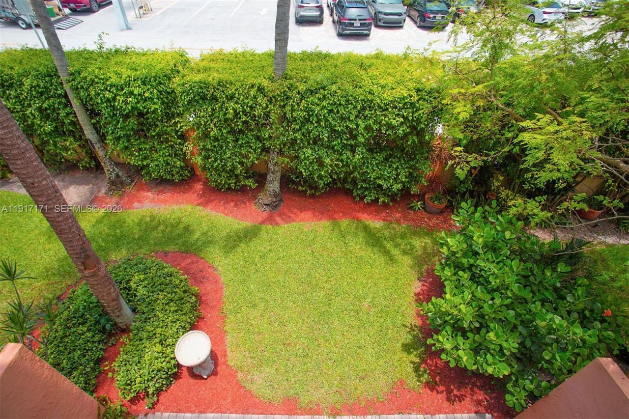 1998 NE 7th St, Unit 104, Deerfield Beach, FL 33441 Photo