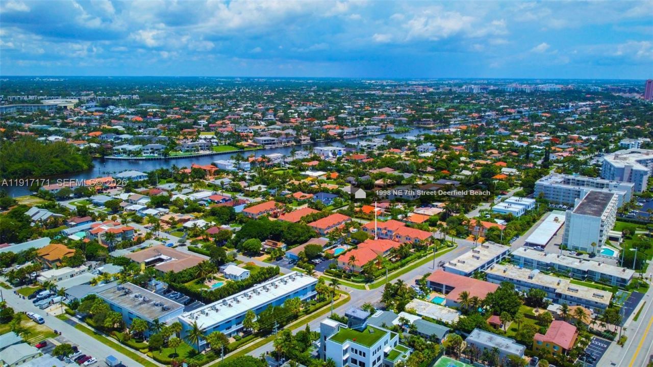 1998 NE 7th St, Unit 104, Deerfield Beach, FL 33441 Photo