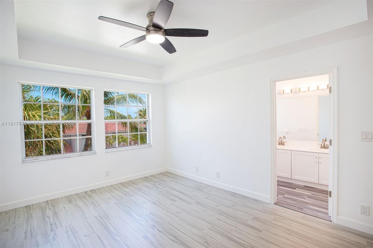 1998 NE 7th St, Unit 104, Deerfield Beach, FL 33441 Photo