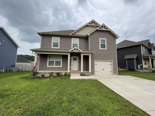 3048 Core Dr, Clarksville, TN 37040