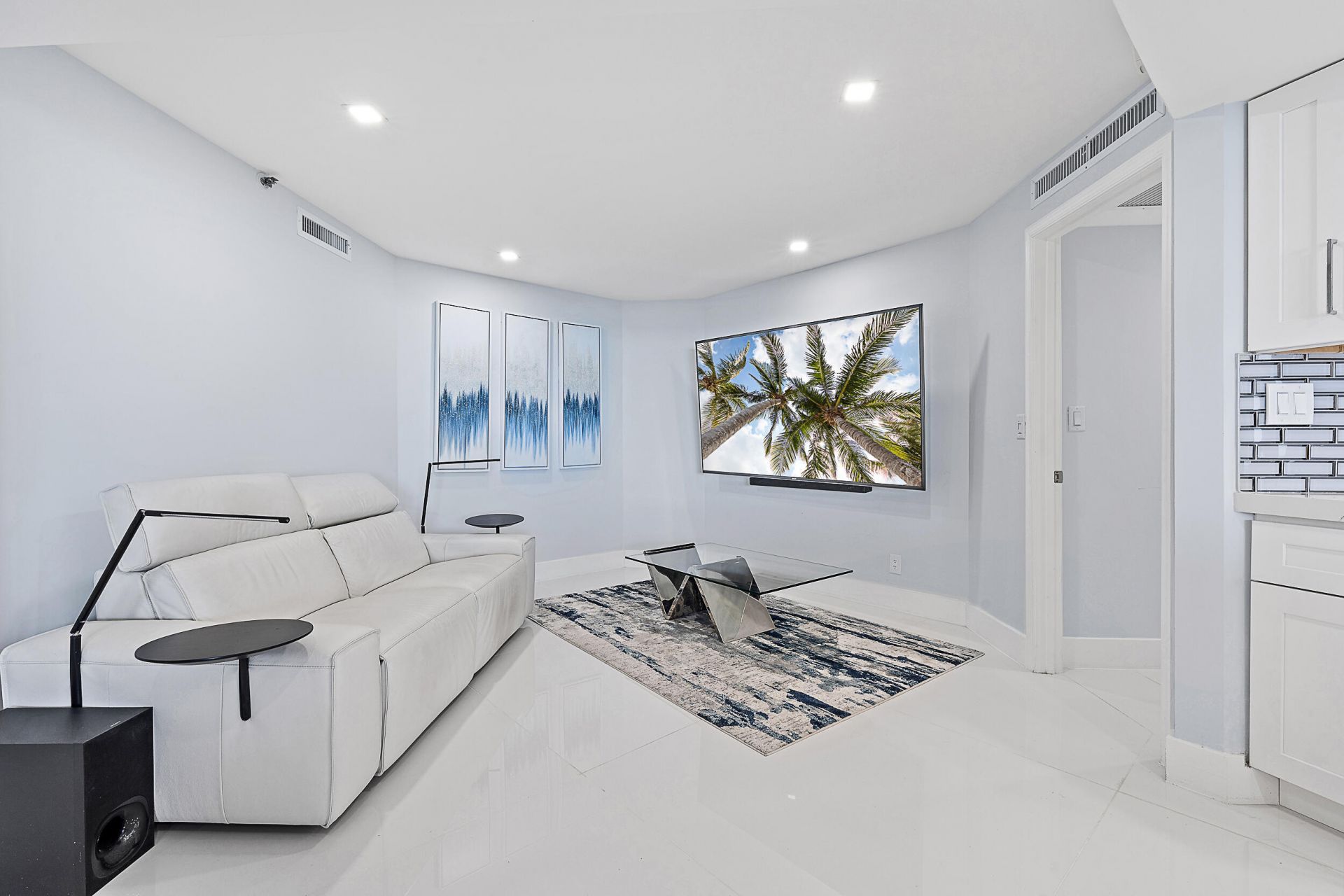 5200 N Ocean Drive, Unit 203, Singer Island, FL 33404 Photo