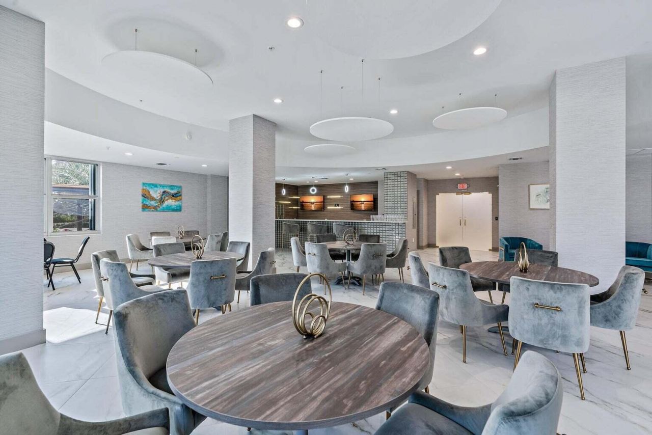 5200 N Ocean Drive, Unit 203, Singer Island, FL 33404 Photo