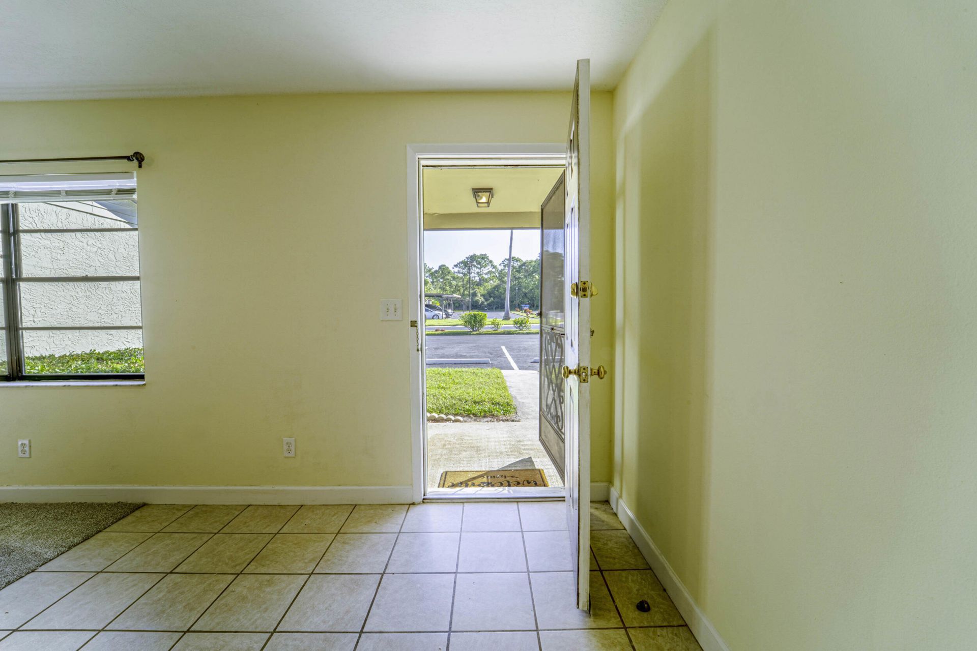 6020 Indrio Road, Unit 6, Fort Pierce, FL 34951 Photo