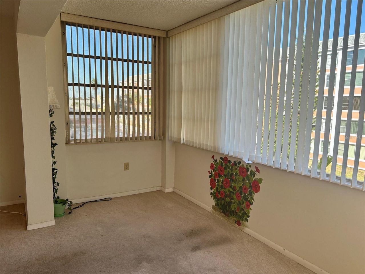 6960 20th Avenue N, Unit 301, Saint Petersburg, FL 33710 Photo