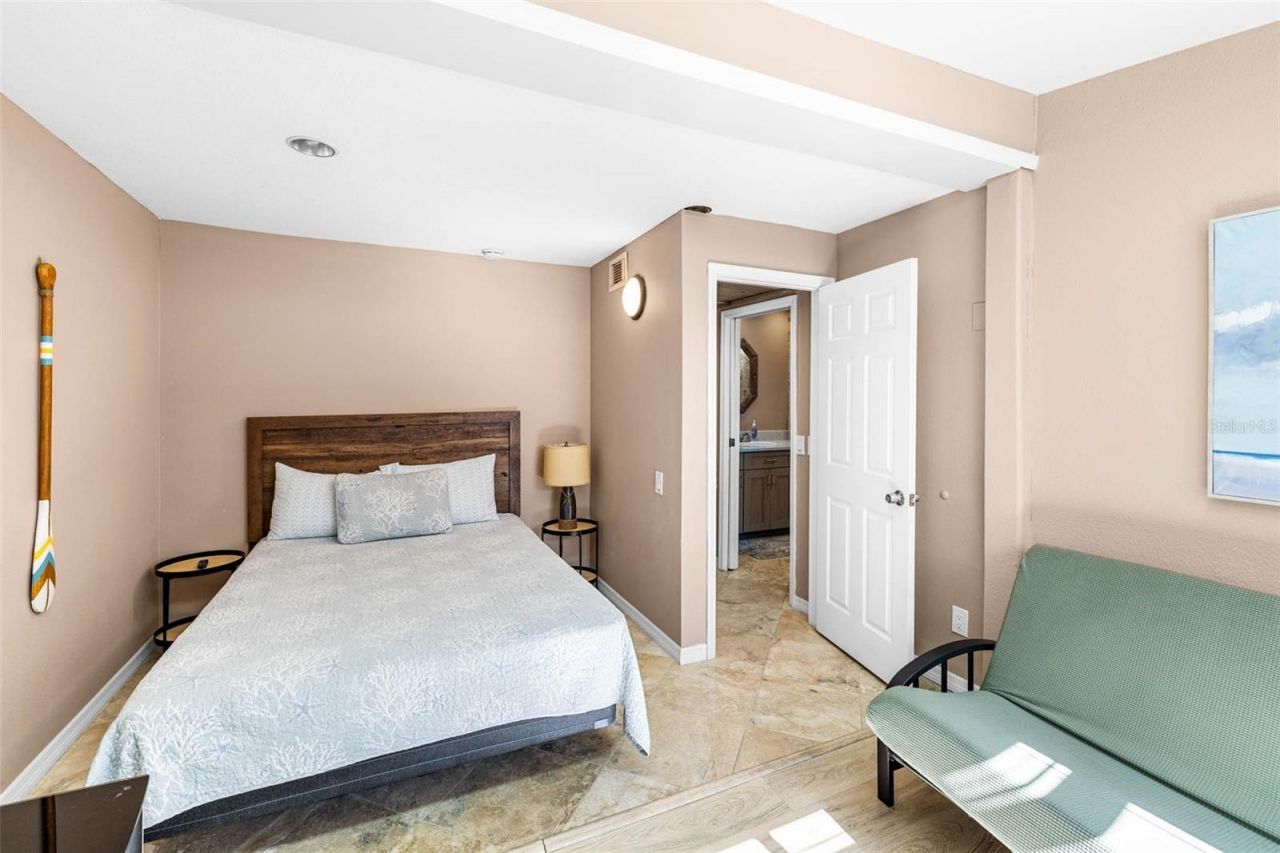 6110 Bear Trail, Weeki Wachee, FL 34607 Photo