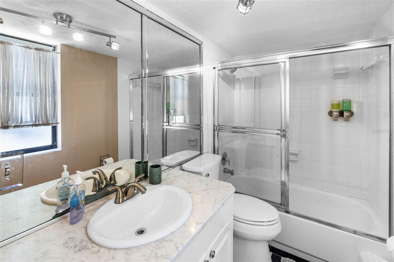 6110 Bear Trail, Weeki Wachee, FL 34607 Photo