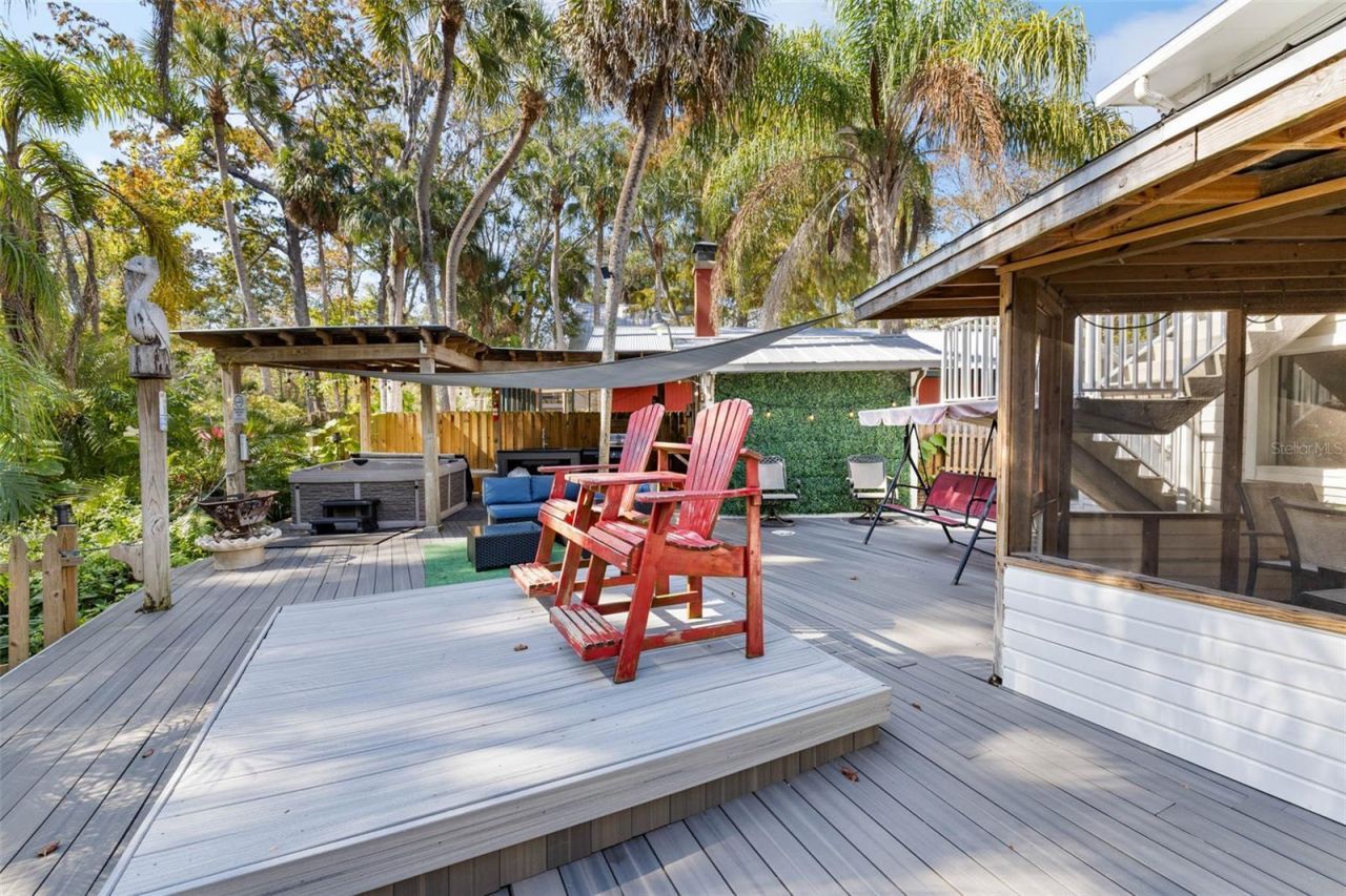 6110 Bear Trail, Weeki Wachee, FL 34607 Photo