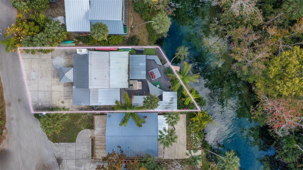6110 Bear Trail, Weeki Wachee, FL 34607 Photo