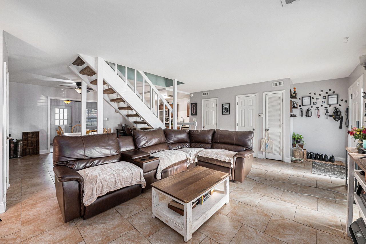 4356 Briarstone Court Photo 5