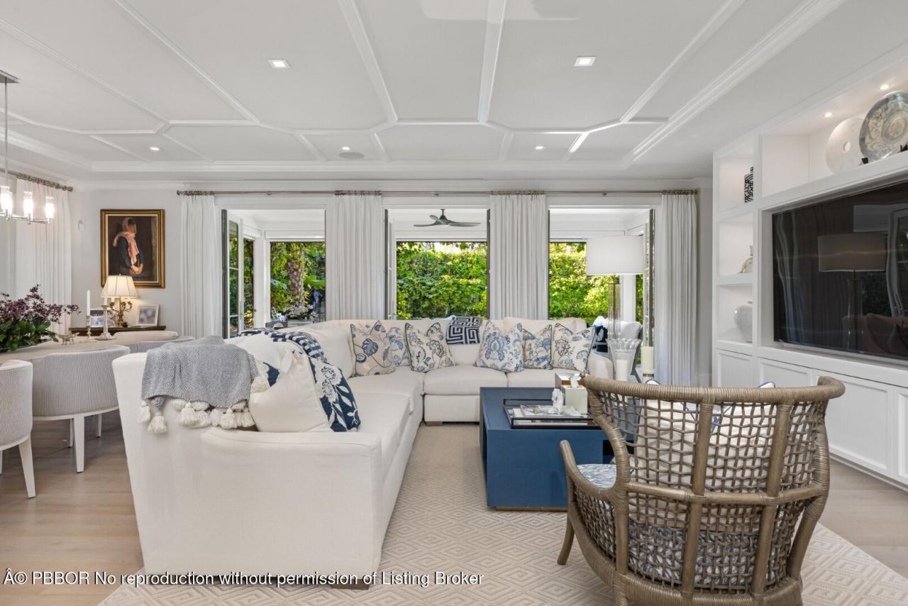 232 Cherry Lane, Palm Beach, FL 33480 Photo