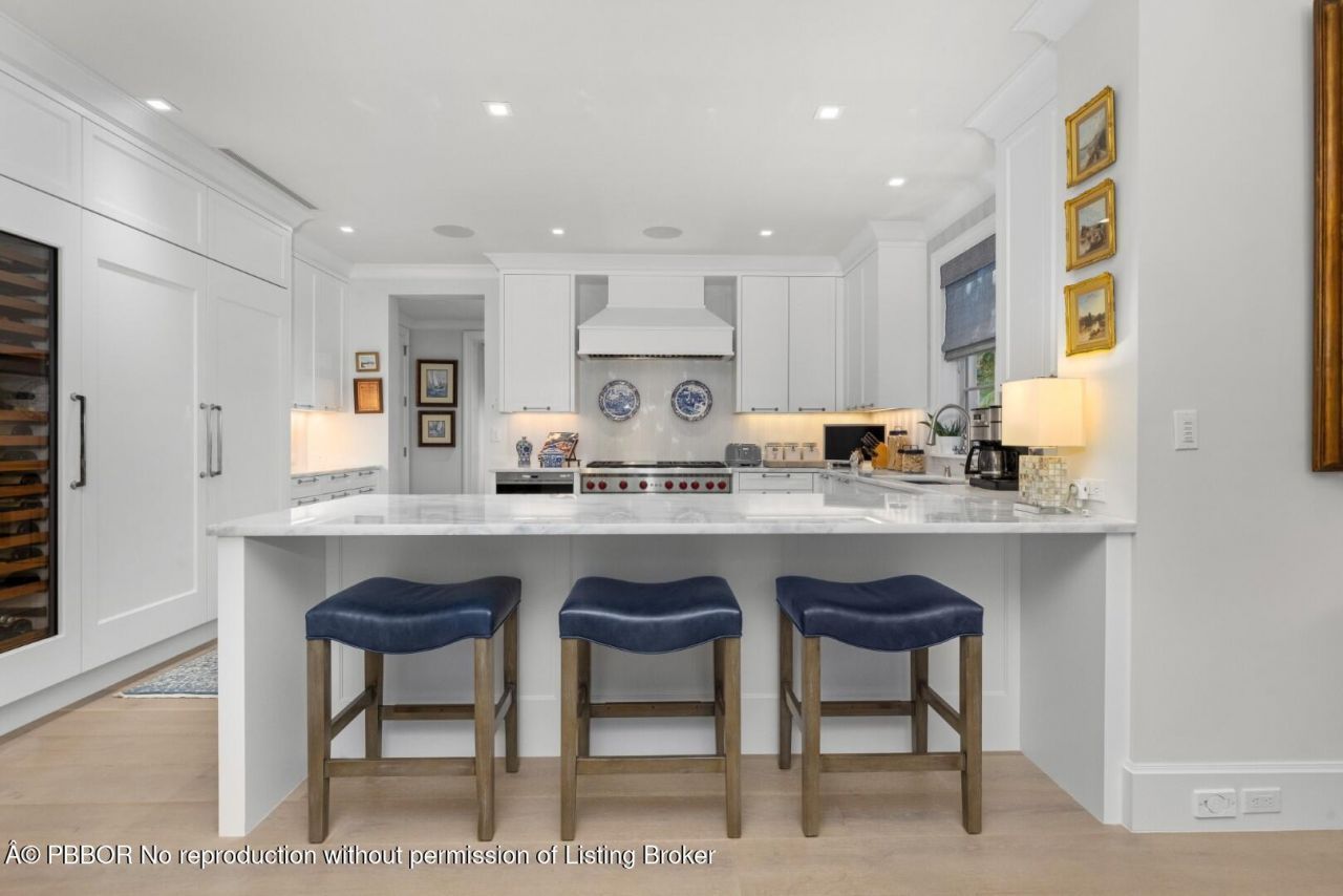 232 Cherry Lane, Palm Beach, FL 33480 Photo