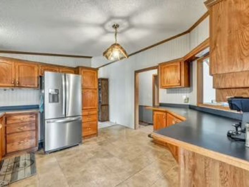 275 Ashwood Drive, Elyria, OH 44035 Photo 17