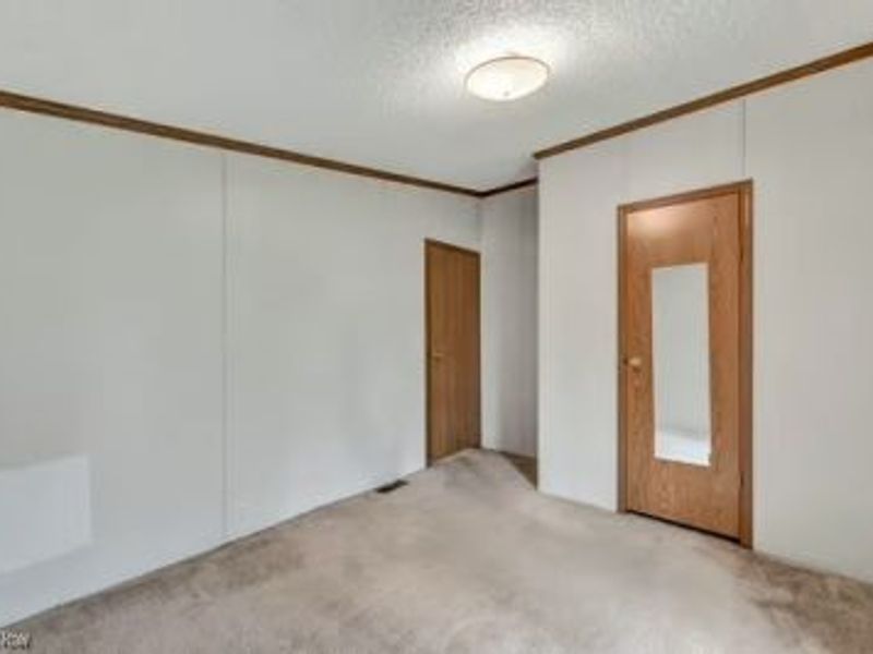 275 Ashwood Drive, Elyria, OH 44035 Photo 28