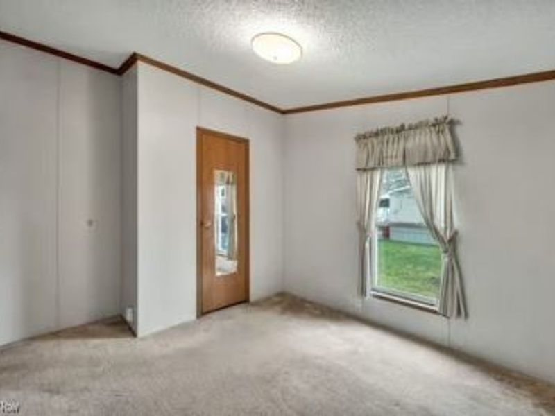 275 Ashwood Drive, Elyria, OH 44035 Photo 29