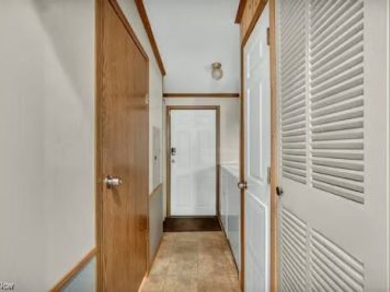 275 Ashwood Drive, Elyria, OH 44035 Photo 39