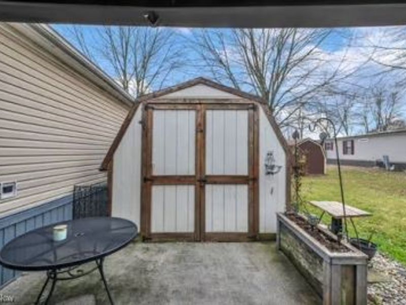 275 Ashwood Drive, Elyria, OH 44035 Photo 43