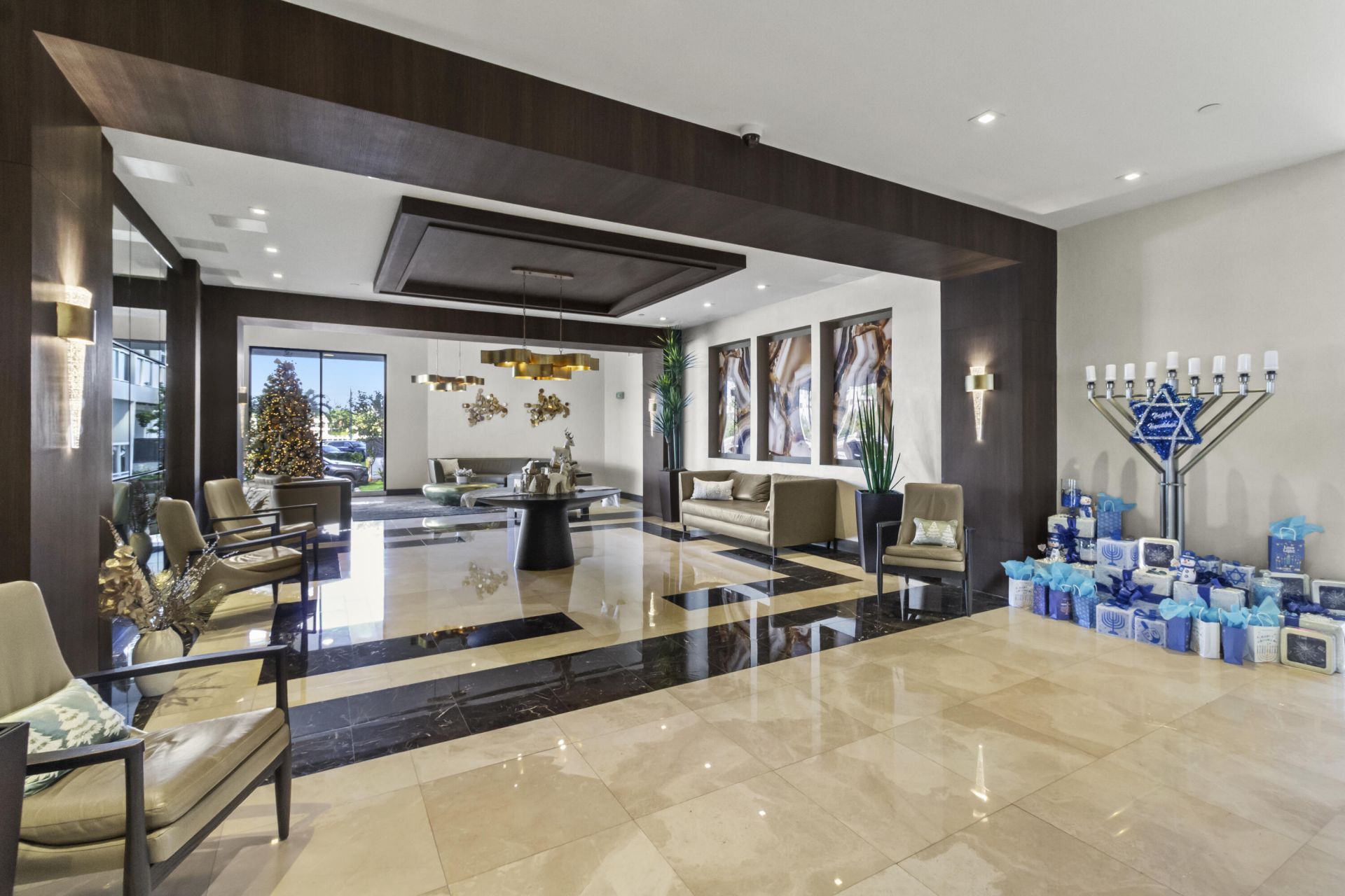 20515 E Country Club Drive, Unit 345, Aventura, FL 33180 Photo