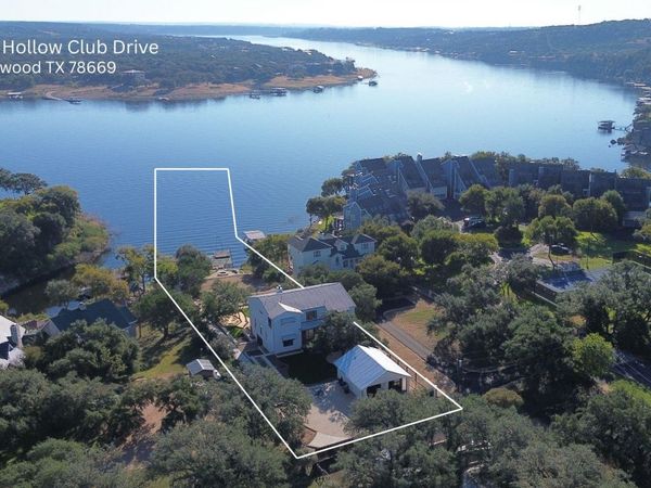 909 Cat Hollow Club DR, Spicewood, TX 78669