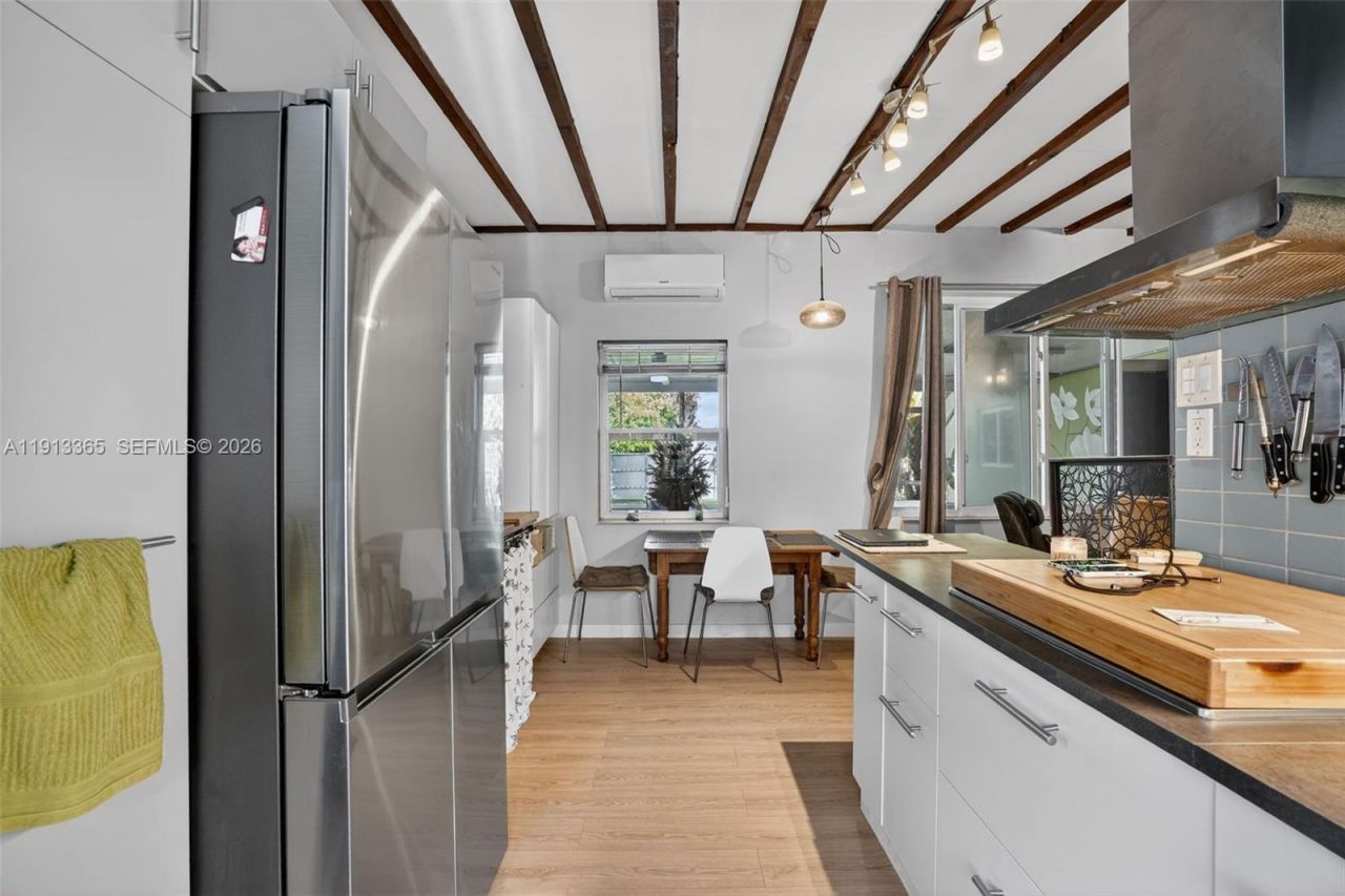 270 NW 106th St, Miami, FL 33150 Photo